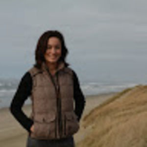 Meet your Posher, Elise